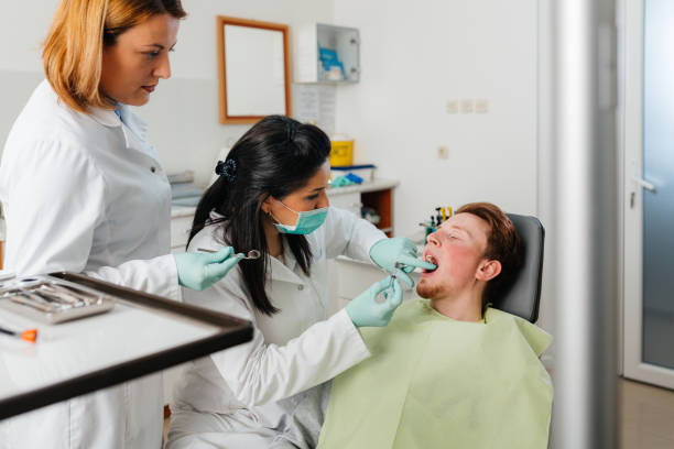 Best Emergency Dental Extractions in Crockett, TX
